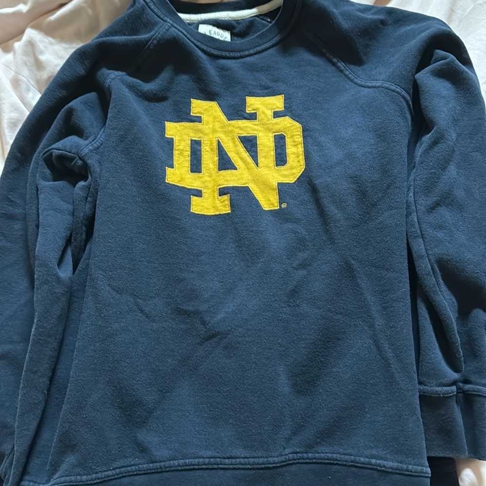 Norte Dame pull over, wore once